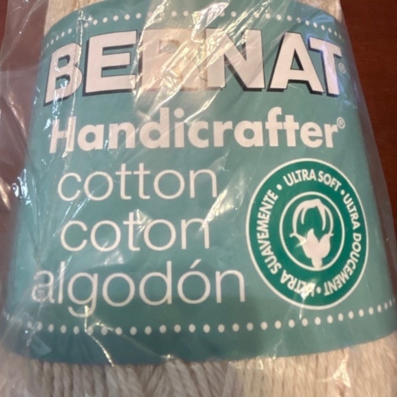 Off white yarn (Left over) - Picture 5 of 5